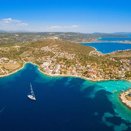 Apartamento With Swimming Pool Kanica, - 11249 *