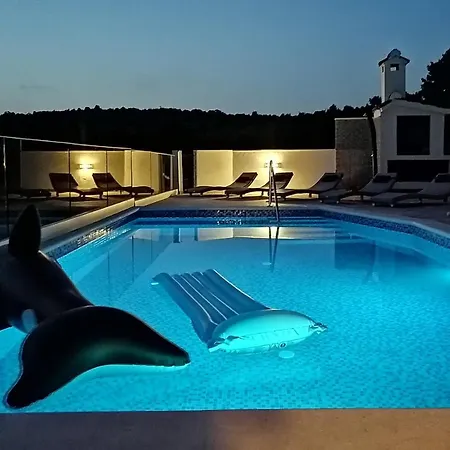 Apartamento With Swimming Pool Kanica, - 11249 Rogoznica (Sibenik-Knin)