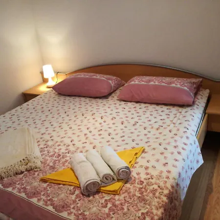 Apartments With Swimming Pool Kanica, Rogoznica - 11249 *