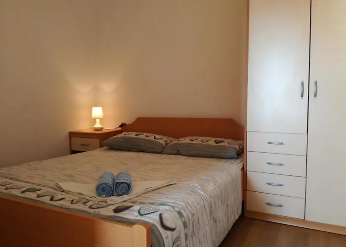 With Swimming Pool Kanica, - 11249 *