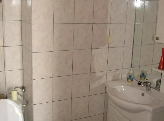 With Swimming Pool Kanica, - 11249