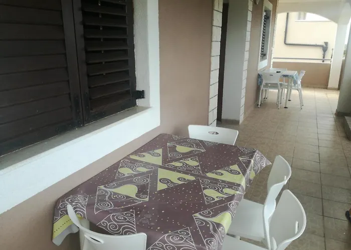 With Swimming Pool Kanica, - 11249 Daire *