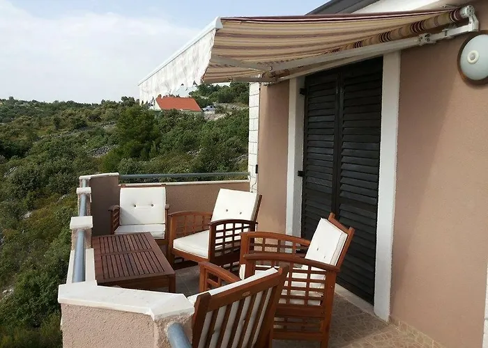 With Swimming Pool Kanica, - 11249 Daire *